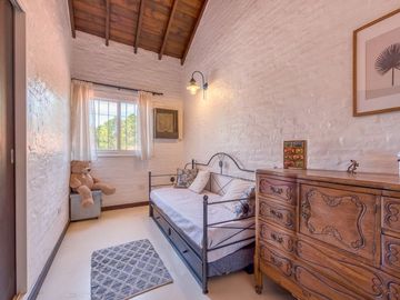 Casa en doble lote Country Club Los Cardales