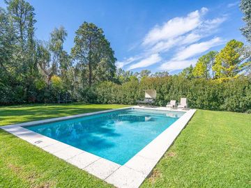 Casa en doble lote Country Club Los Cardales