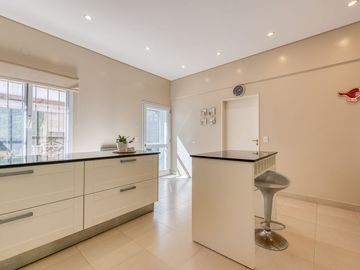 Casa en doble lote Country Club Los Cardales