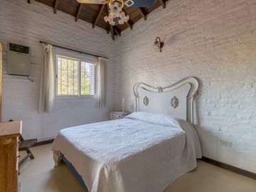 Casa en doble lote Country Club Los Cardales