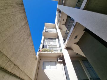 Departamento 2 ambientes en venta en Quilmes