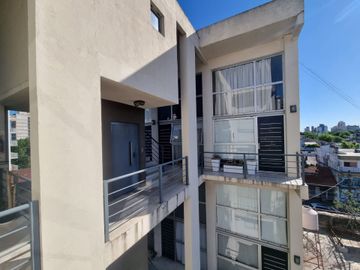 Departamento 2 ambientes en venta en Quilmes