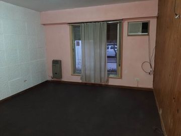 VENTA CASA GARIN 4 AMBIENTES COC-PERMUTA