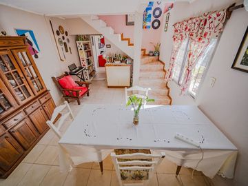 VENTA CASA GARIN 4 AMBIENTES COC-PERMUTA