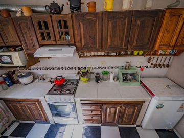 VENTA CASA GARIN 4 AMBIENTES COC-PERMUTA