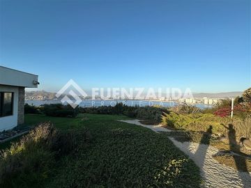 Casa en Venta en La Puntilla de La Herradura