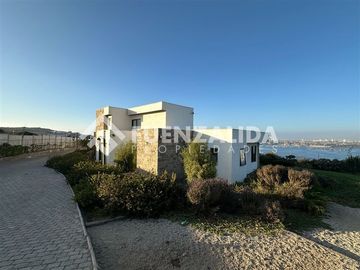 Casa en Venta en La Puntilla de La Herradura