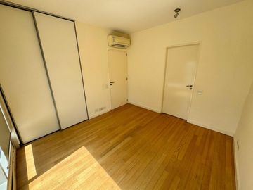Venta Departamento 2 ambientes Puerto Madero
