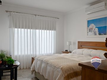 CASA 4 AMBIENTES VENTA BARRIO SANTA INÉS CANNING