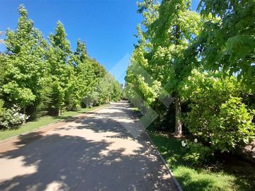 Parcela en Venta en Camino a Huelquén
