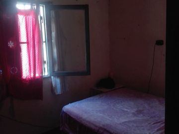 VENTA CASA A REFACCIONAR BARRIO COLON