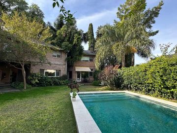 Venta casa 4 ambientes Hurlingham barrio Ingles