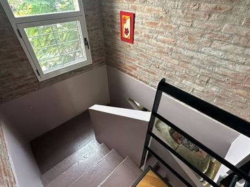 Venta casa 4 ambientes Hurlingham barrio Ingles