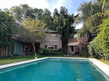 Venta casa 4 ambientes Hurlingham barrio Ingles