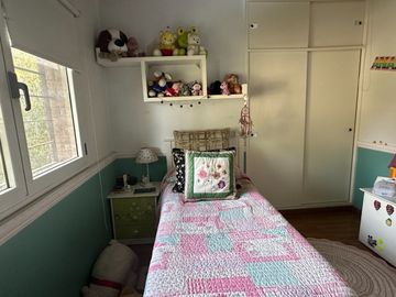 Venta casa 4 ambientes Hurlingham barrio Ingles