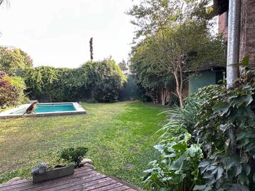 Venta casa 4 ambientes Hurlingham barrio Ingles