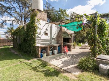 QUINTA DOBLE LOTE 1800 M2,C/PILETA-PARRILLA,EZEIZA