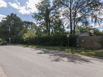 QUINTA DOBLE LOTE 1800 M2,C/PILETA-PARRILLA,EZEIZA