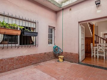 VENTA CASA 5 AMB RAMOS MEJIA- PERMUTA- FINANCIA