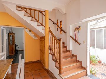 VENTA CASA 5 AMB RAMOS MEJIA- PERMUTA- FINANCIA