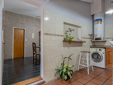VENTA CASA 5 AMB RAMOS MEJIA- PERMUTA- FINANCIA