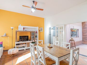 VENTA CASA 5 AMB RAMOS MEJIA- PERMUTA- FINANCIA