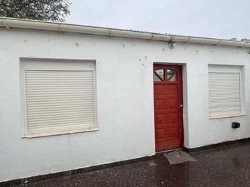VENTA DEPARTAMENTOS EN BLOQUE CON PATIO VERDE