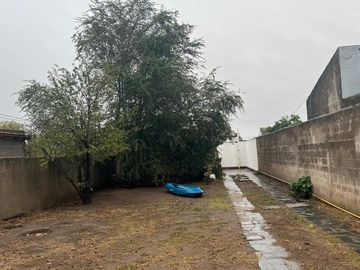 VENTA DEPARTAMENTOS EN BLOQUE CON PATIO VERDE