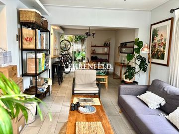 Sector Oriente, Viña del Mar. Casa remodelada en venta.