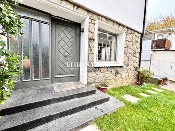 Sector Oriente, Viña del Mar. Casa remodelada en venta.