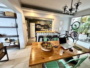 Sector Oriente, Viña del Mar. Casa remodelada en venta.
