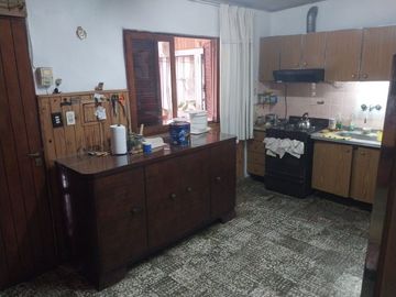 Casa en Anisacate con pileta y gran parque