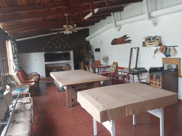 Casa en Anisacate con pileta y gran parque