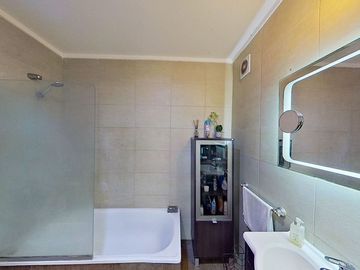 VENTA DEPARTAMENTO 4 AMB CON COCHERA - BERAZATEGUI
