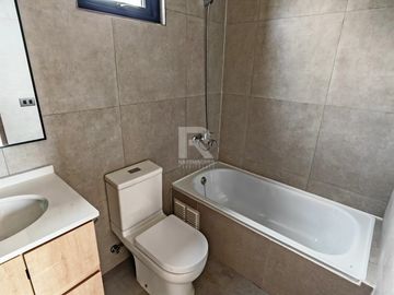 CASA NUEVA EN CONDOMINIO SENDEROS DEL BOSQUE, LLANQUIHUE