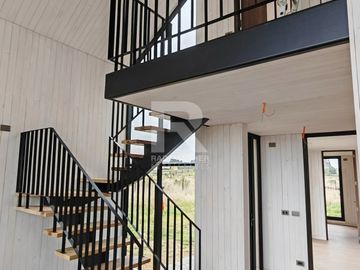 CASA NUEVA EN CONDOMINIO SENDEROS DEL BOSQUE, LLANQUIHUE