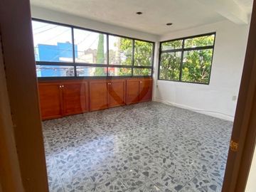 Casa uso de suelo en venta en Colinas del Lago