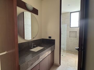 Town House en Venta o Renta en Boara, Montes de Amé, Mérida