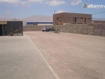 Industrial en Venta en Loteo Los Cóndores , Terreno e Instalaciones