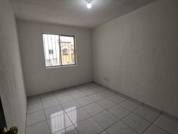 Se vende casa de 3 recamaras en Jardines de la Hacienda, Tonalá, Jalisco. $1,435,000