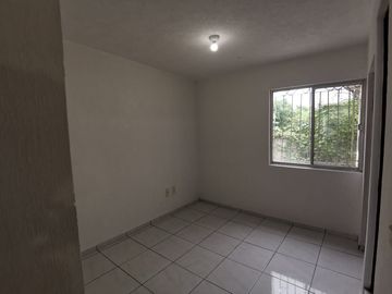 Se vende casa de 3 recamaras en Jardines de la Hacienda, Tonalá, Jalisco. $1,435,000