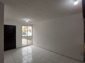 Se vende casa de 3 recamaras en Jardines de la Hacienda, Tonalá, Jalisco. $1,435,000
