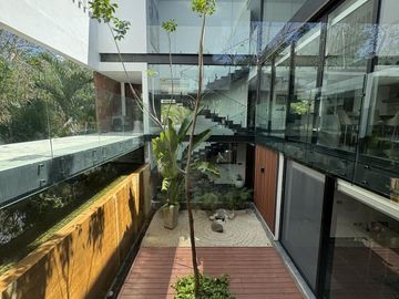 Casa  en venta en Yucatán Country Club ¨CASA MULIX”