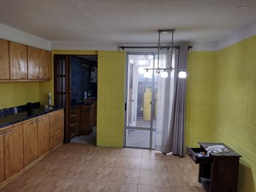 VENTA DE CASA EN PLACILLA 3 DORMITORIOS 2 BAÑOS