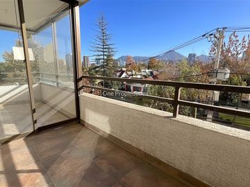 Departamento en Venta en Metro Manquehue | Departamento venta 3D2B y servicios buen precio | Las Condes