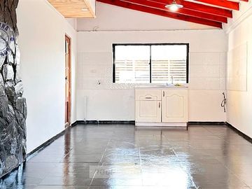 Casa en Venta en Pasaje 4 N° 297. Villa El Canelo