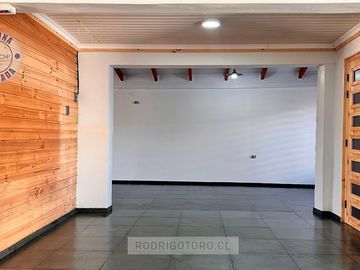 Casa en Venta en Pasaje 4 N° 297. Villa El Canelo