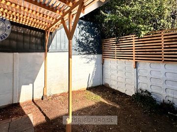 Casa en Venta en Pasaje 4 N° 297. Villa El Canelo