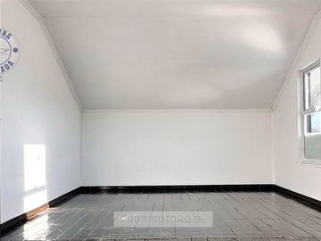 Casa en Venta en Pasaje 4 N° 297. Villa El Canelo