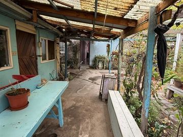 Casa en Venta en 9 de enero 02752